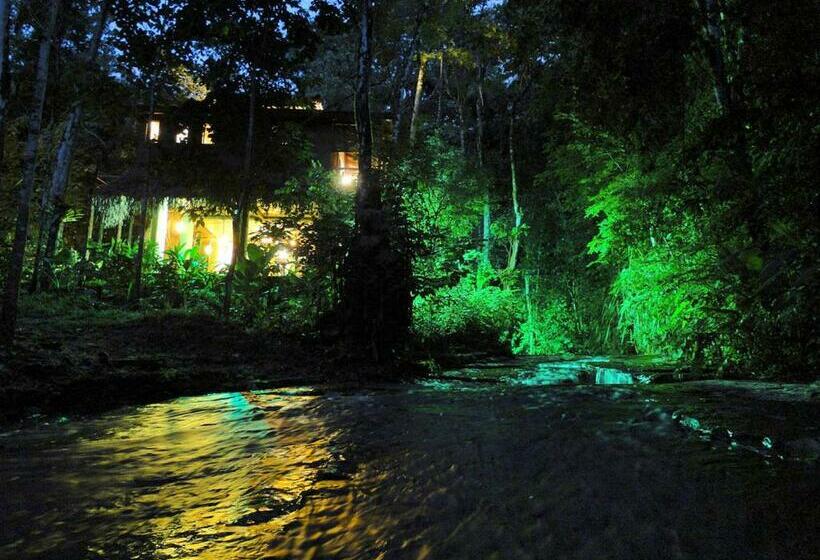 غرفة ديلوكس مزودة بشرفة, Waterfall Villas