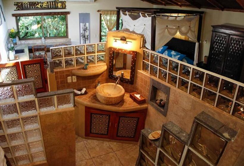 غرفة ديلوكس عائلية, Waterfall Villas