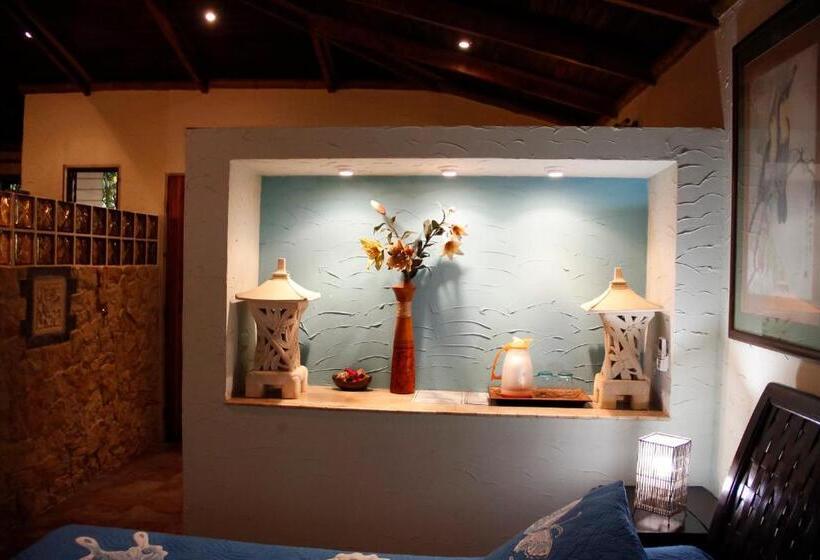 غرفة ديلوكس سرير كينج, Waterfall Villas