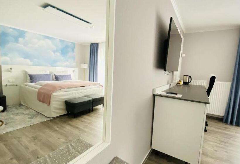 컴포트 룸, Zur Bever