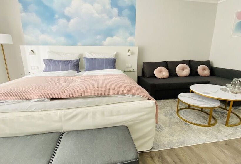 컴포트 룸, Zur Bever