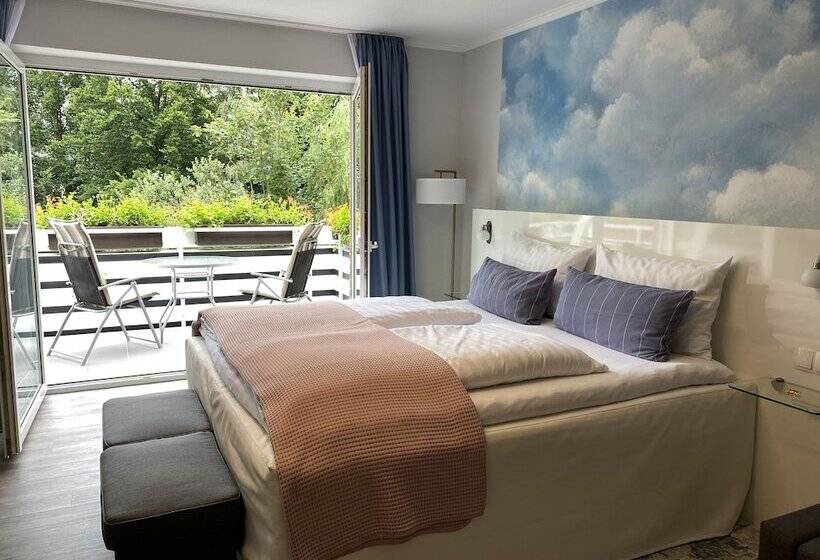 컴포트 룸, Zur Bever