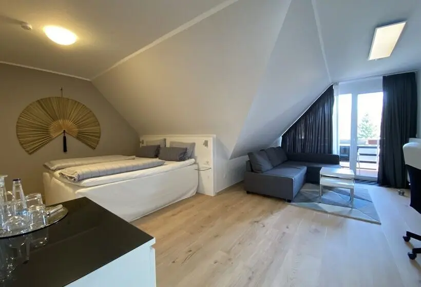 Comfort-huone, Zur Bever