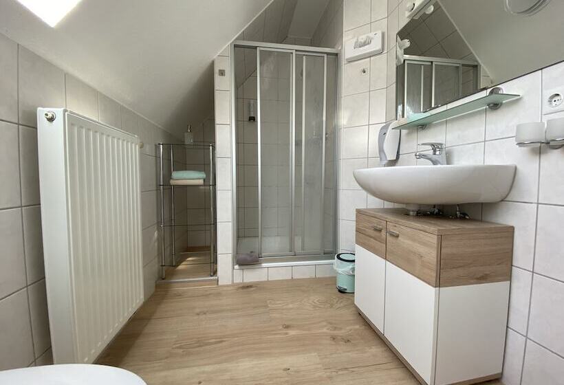 패밀리 룸, Zur Bever