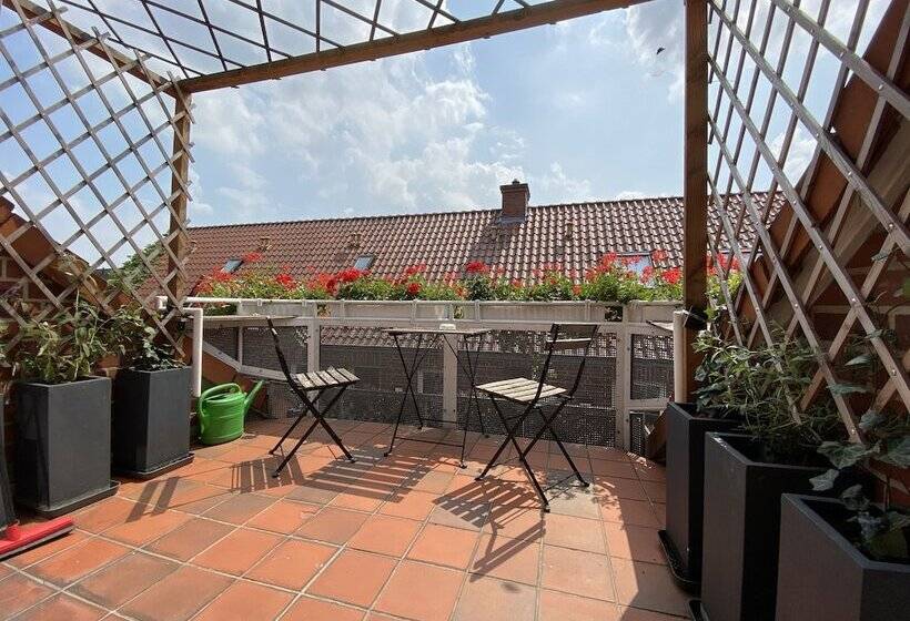 침실 1개 발코니 아파트, Zur Bever