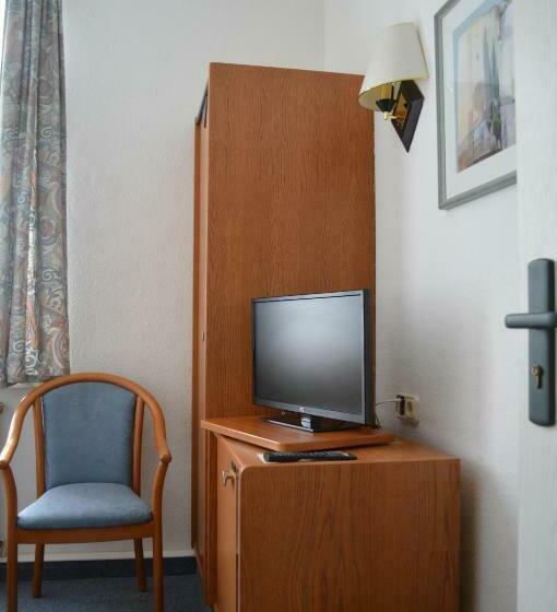 Номер Стандарт Индивидуальный, Zur Eiche