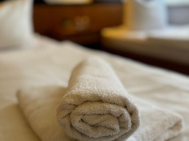 Номер Стандарт, Zur Eiche