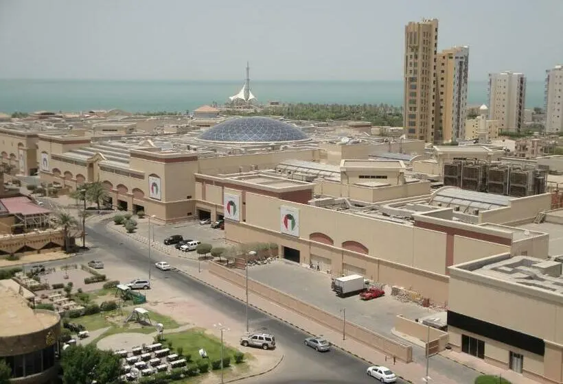 Deluxe-studio, Marina Royal Hotel Suites
