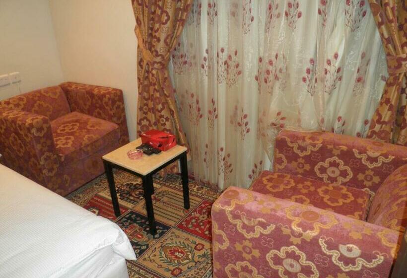 Студия Стандарт, Marina Royal Hotel Suites