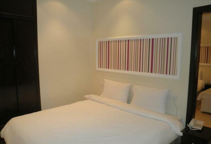 Студия Стандарт, Marina Royal Hotel Suites