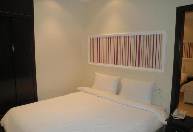 استودیوی لوکس, Marina Royal Hotel Suites