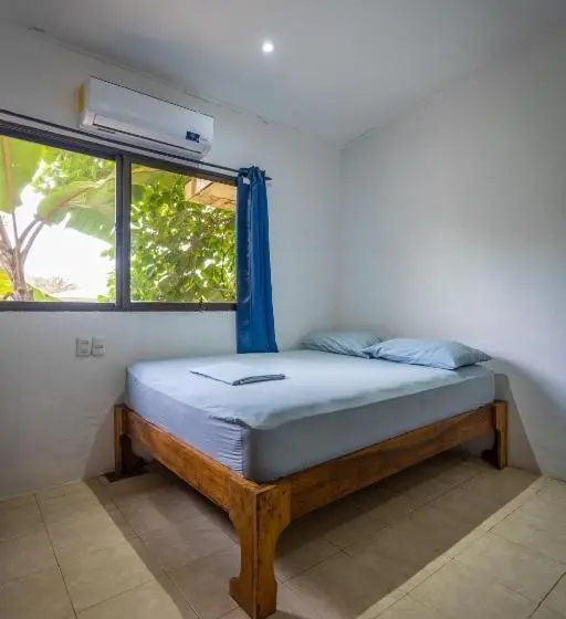 スタンダードルーム, Pura Vida Mini Hostel Santa Teresa