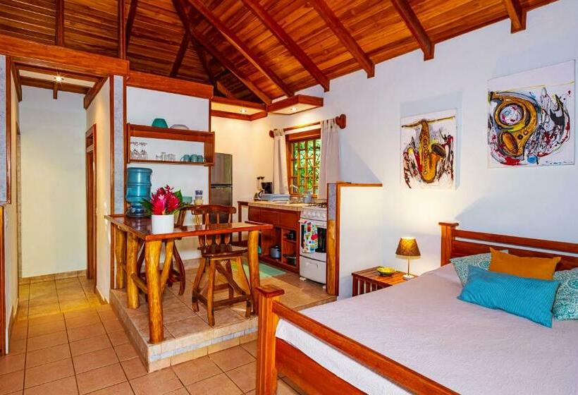 בונגלו סטנדרט עם נוף לגינה, El Nido Jungle Lodge