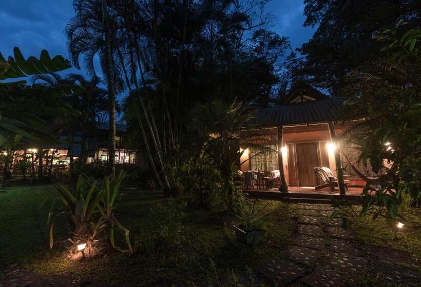 בונגלו סטנדרט עם נוף לגינה, El Nido Jungle Lodge