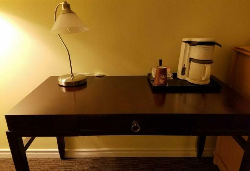 חדר סטנדרט, 7 West Motel