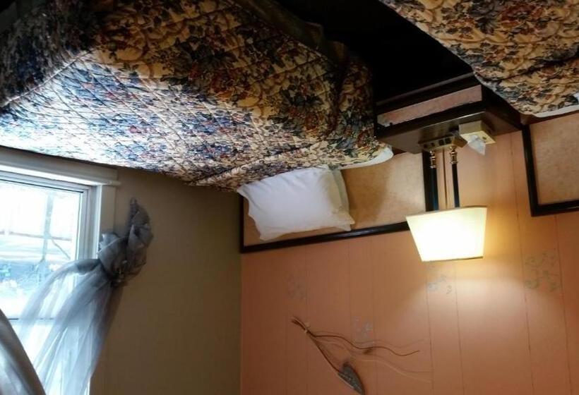 스탠다드 룸 더블 침대 2개, A Voyageur S Guest House