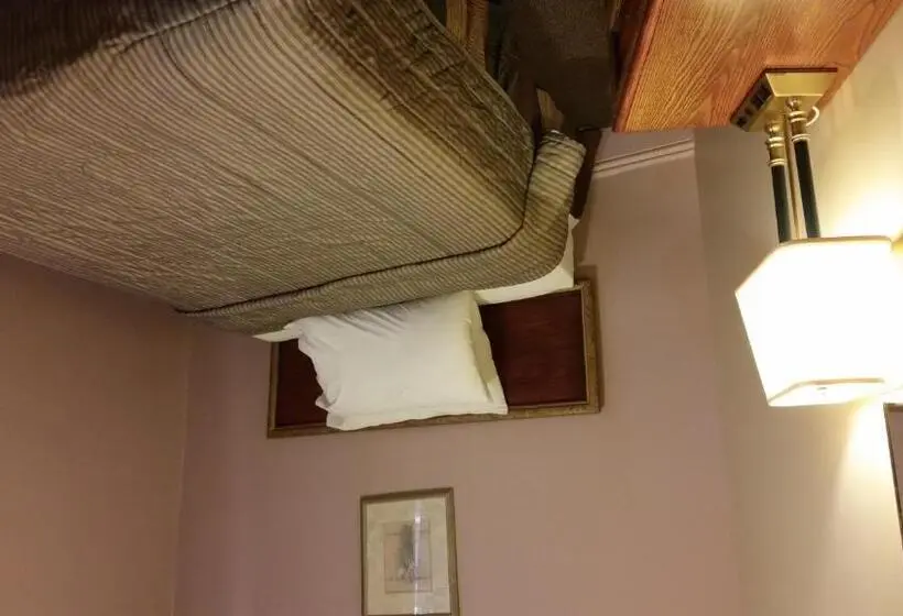 Huoneisto 1 Makuuhuone, A Voyageur S Guest House
