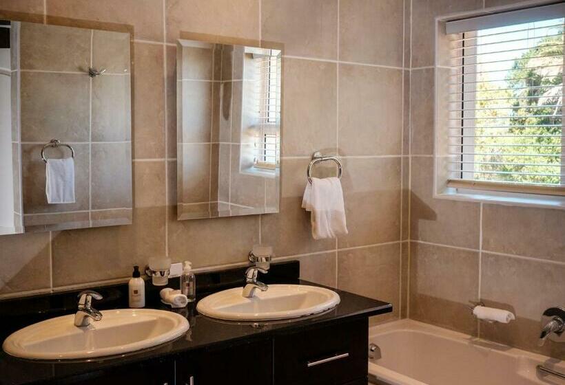 Люкс Повышенной Комфортности, Cinnamon Boutique Guest House