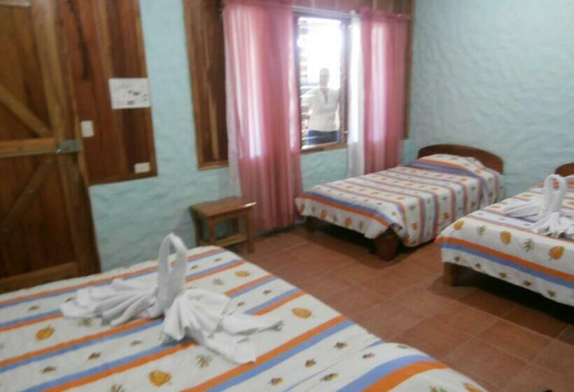 스탠다드 트리플 룸, El Amanecer