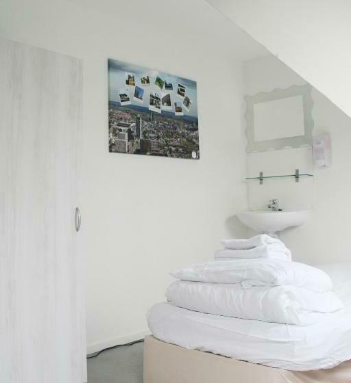 اتاق استاندارد با سرویس بهداشتی مشترک, Herberg, Het Wapen Van Tilburg