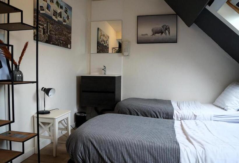 اتاق استاندارد با سرویس بهداشتی مشترک, Herberg, Het Wapen Van Tilburg