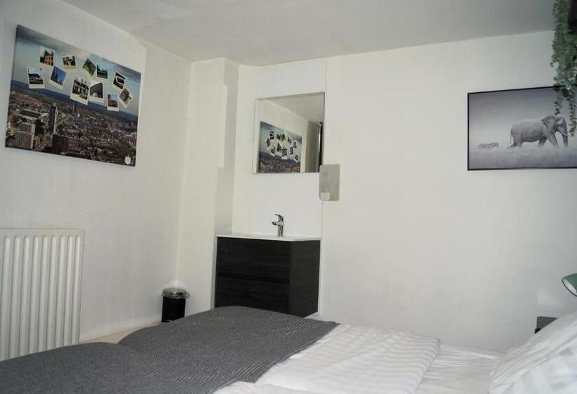 اتاق استاندارد با سرویس بهداشتی مشترک, Herberg, Het Wapen Van Tilburg