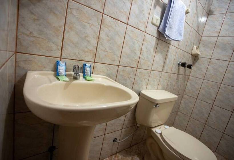 غرفة قياسية, Hostal La Payacha