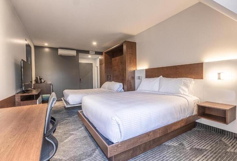 اتاق لوکس چهار تخته, Manoir Vieuxquebec