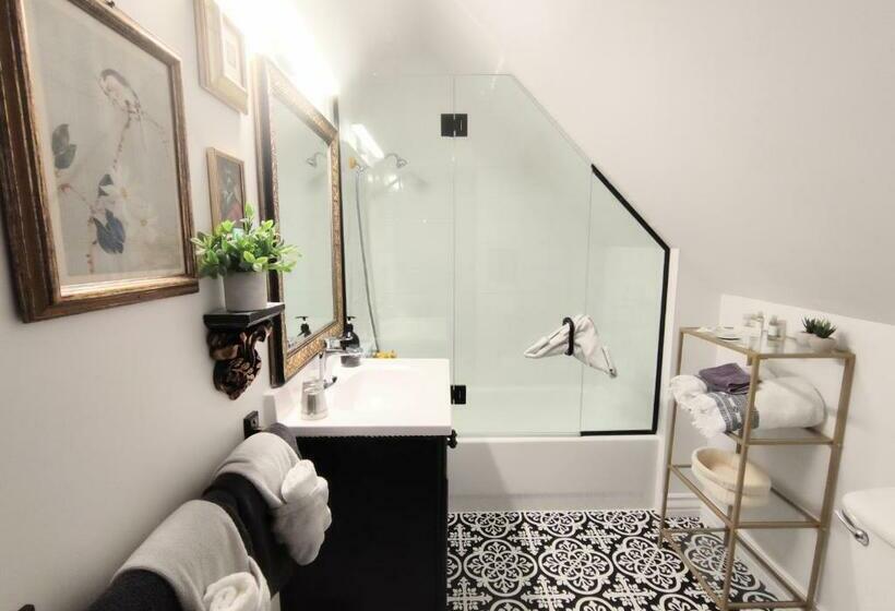 اتاق استاندارد, La Tremblante