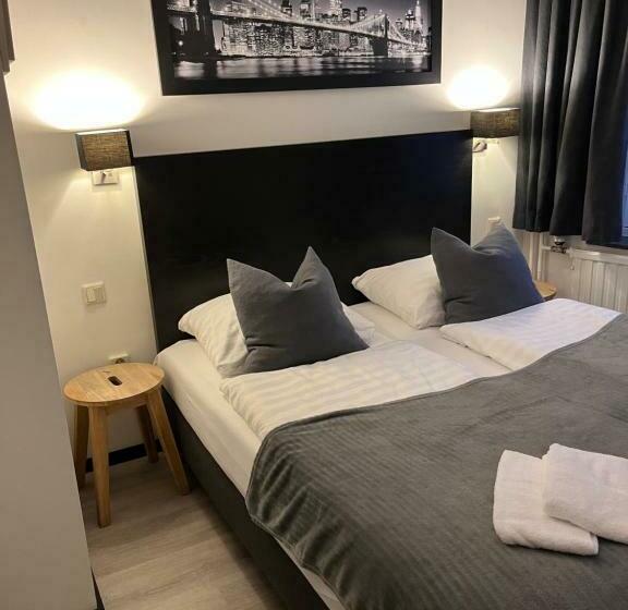 اتاق راحتی, Le Bistro