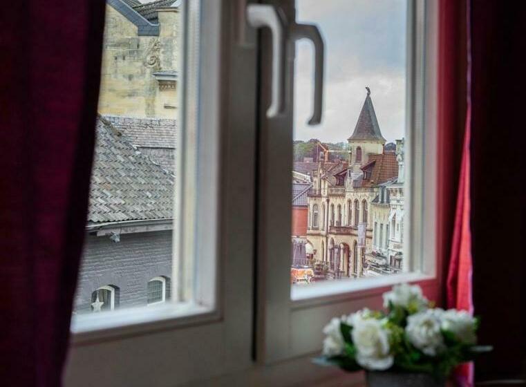 اتاق استاندارد, Le Bistro