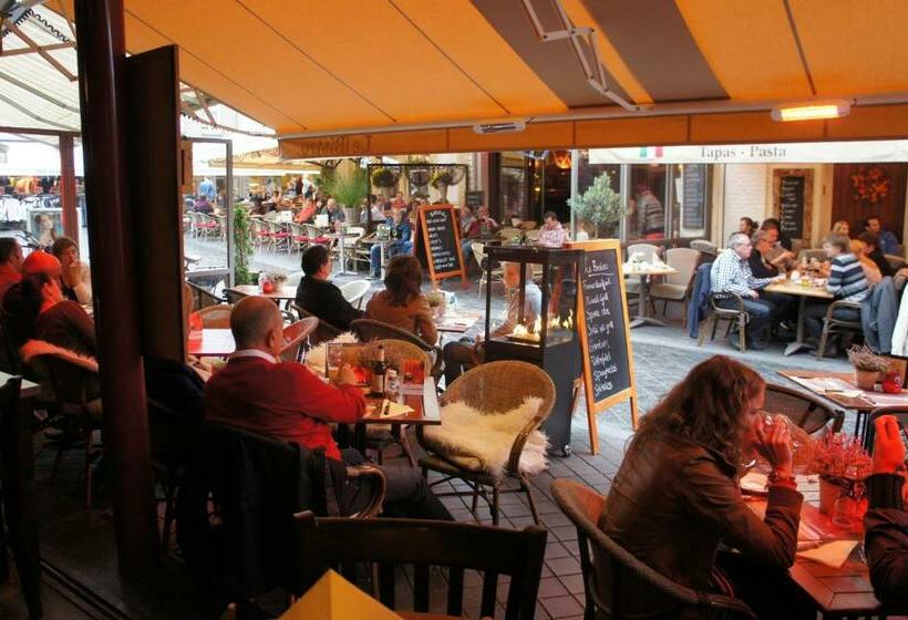 اتاق استاندارد, Le Bistro