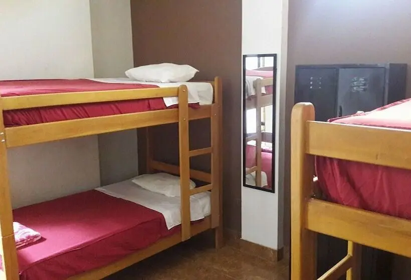 Vuode Makuusalissa, Pirwa Maldonado Hostel
