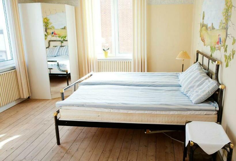 Номер Стандарт, Reftele Wardshus