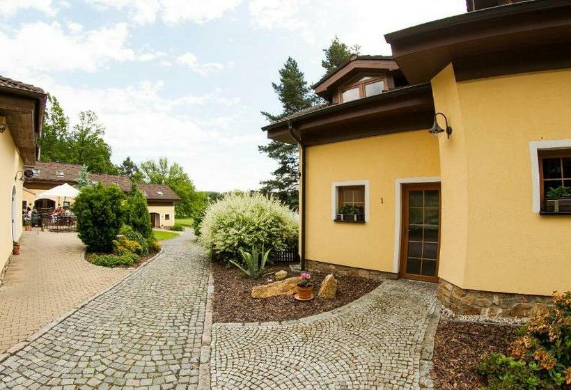 سوییت دوبلکس, Resort Restaurant Stilec