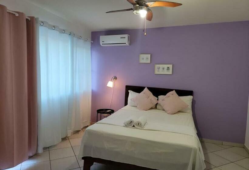 اتاق لوکس, Sea Breeze Sosua