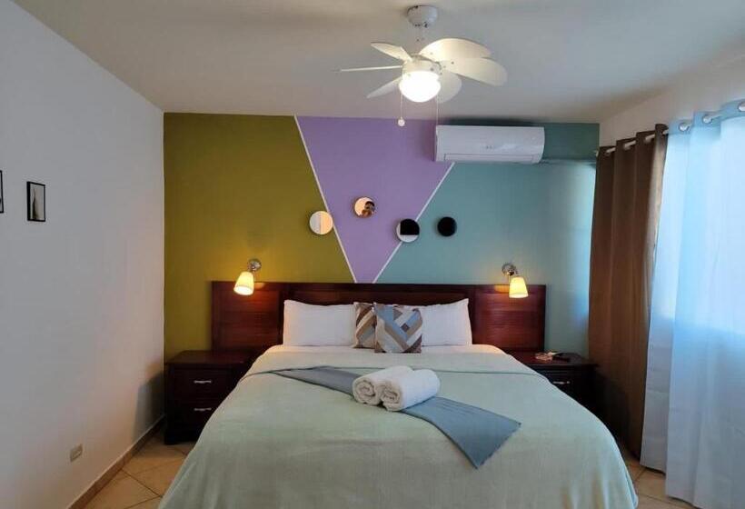 اتاق لوکس با تخت بزرگ, Sea Breeze Sosua