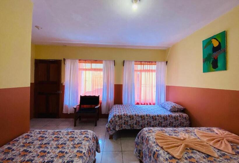 חדר אקונומי לארבעה, La Puesta Del Sol B&b