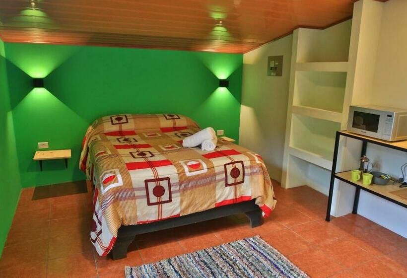 غرفة ديلوكس, Mangifera Hostel