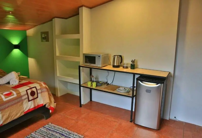 デラックスルーム, Mangifera Hostel