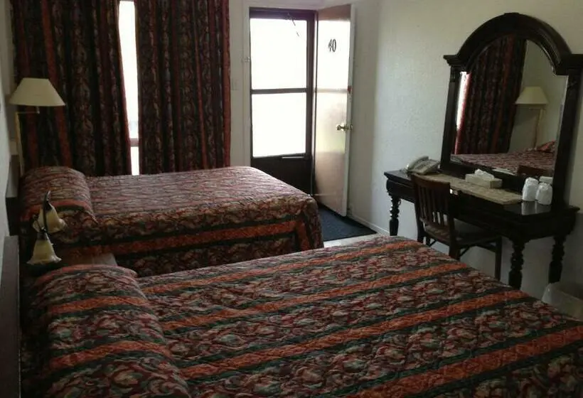 اتاق استاندارد با 2 تخت دوبل, Motel Ritz