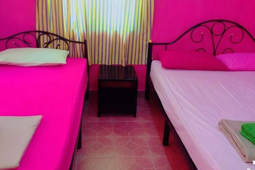 Номер Стандарт Трехместный, Bamboozle Hostel