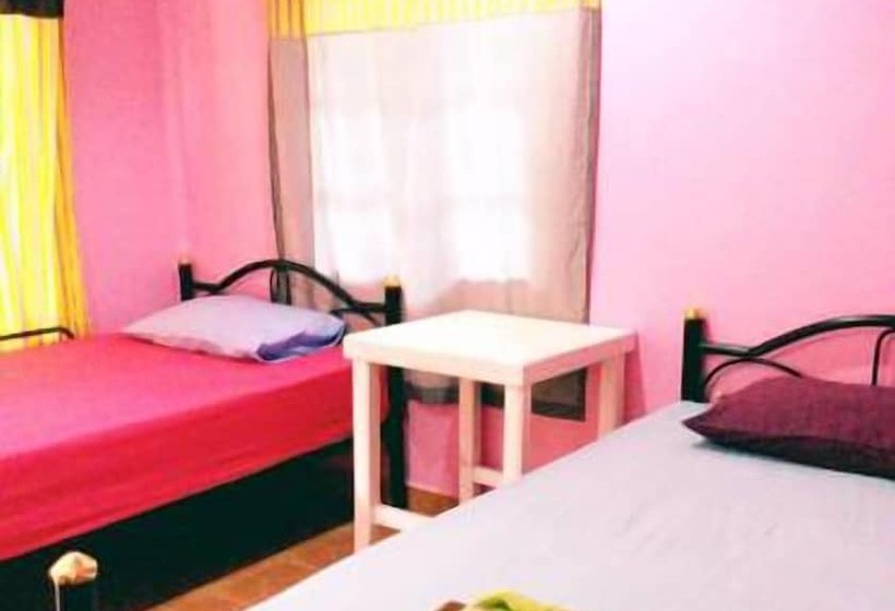 Quarto Triplo Estandar, Bamboozle Hostel