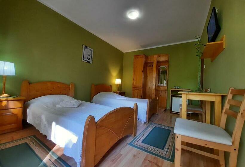 اتاق استاندارد, Korona Panzió