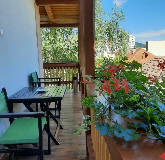 اتاق استاندارد, Korona Panzió