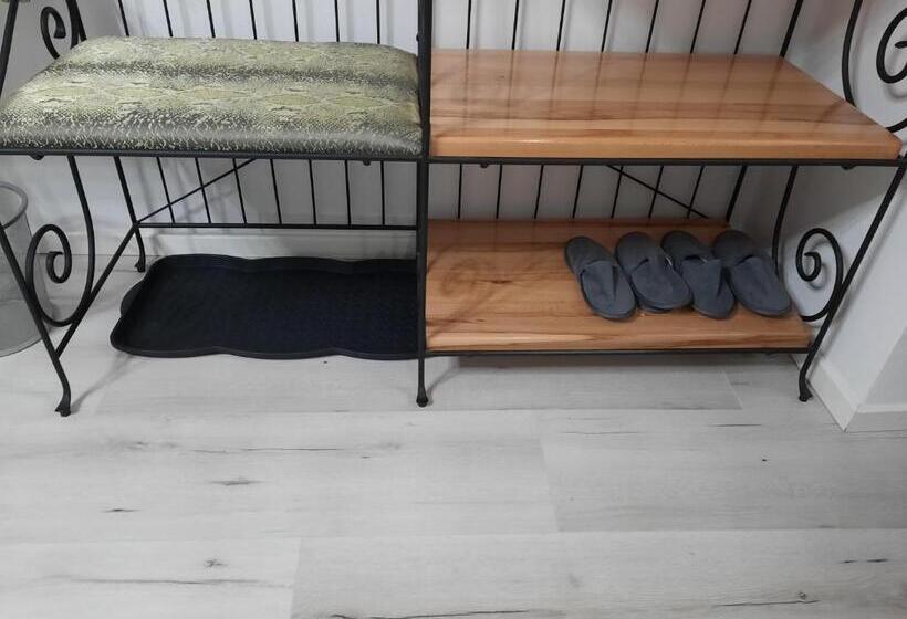 Deluxe Suite King Bed, Korona Panzió