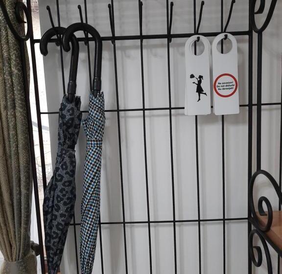 Deluxe Suite King Bed, Korona Panzió