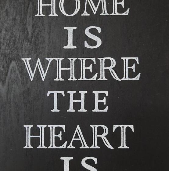 استودیوی لوکس, Korona Panzió