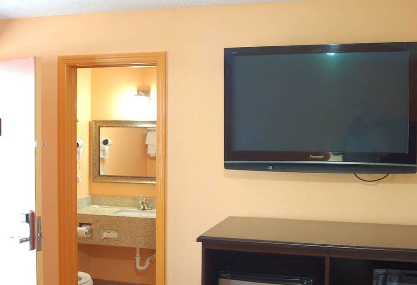 带2个双人床的标准工作室, Blue Sky Inn Glens Falls Saratoga Lake George