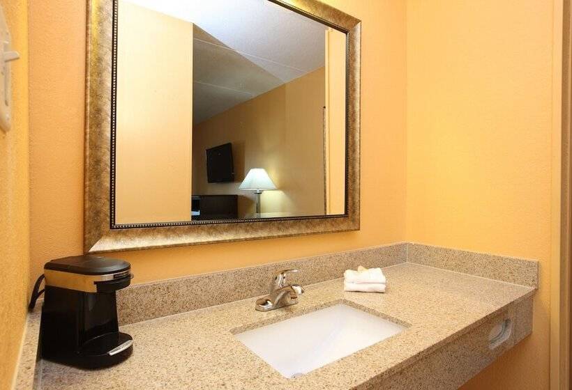 Номер Стандарт 2 Двуспальные Кровати, Blue Sky Inn Glens Falls Saratoga Lake George